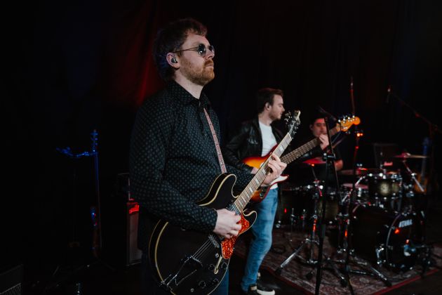 Gallery: Awaysis Ultimate Oasis Tribute Band