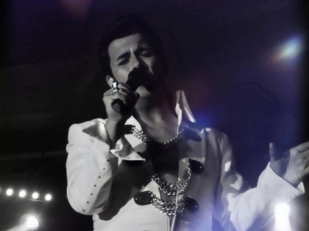 Gallery: Tribute to the King